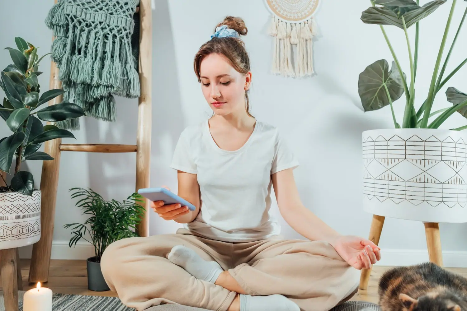 Aplikacje do mediacji i mindfulness: przewodnik dla początkujących