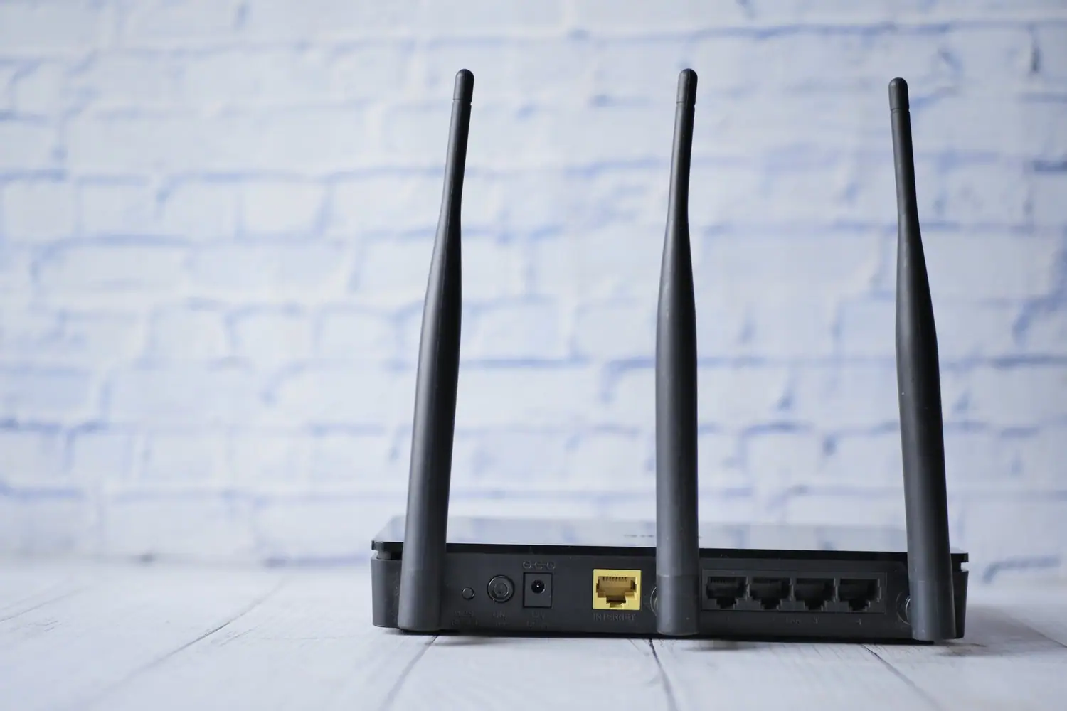 Jak skonfigurować router dla optymalnego zasięgu Wi-Fi
